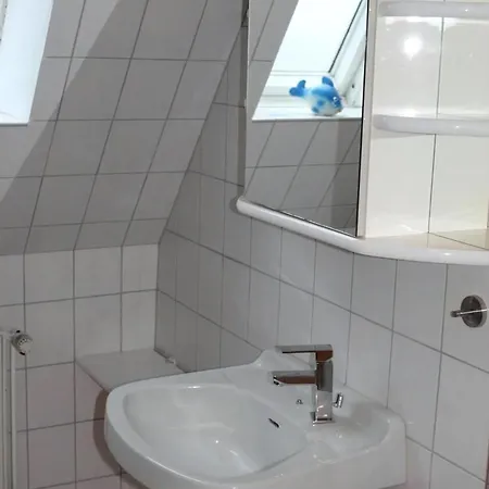 Apartment Oberdeck In Fedderwardersiel Mit Garten U Grill *