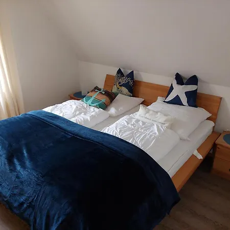 Apartment Oberdeck Mit Garten, Grill U, Balkon