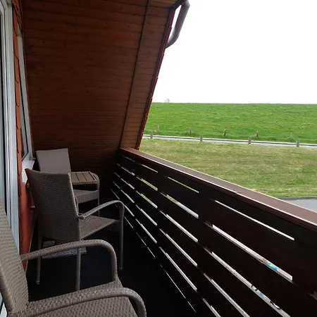 Oberdeck In Fedderwardersiel Mit Garten U Grill Apartment *